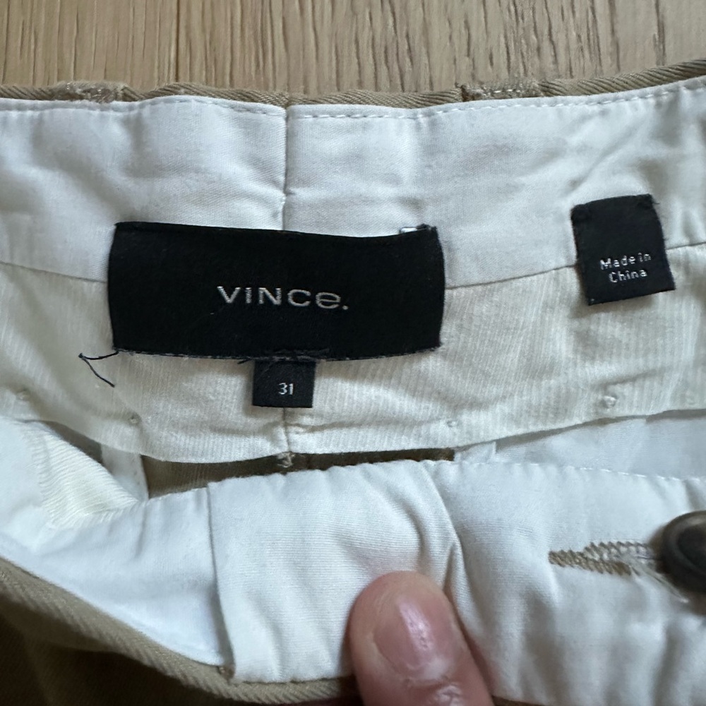 Vince Slim Fit Griffith Tan Shorts Size 31 - Picture 2 of 8